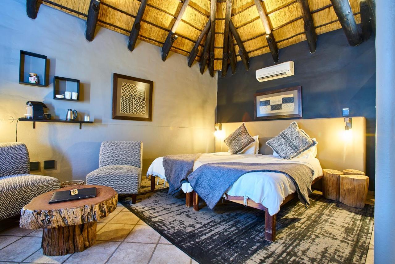 Ai Aiba - The Rock Painting Lodge Omaruru Luaran gambar