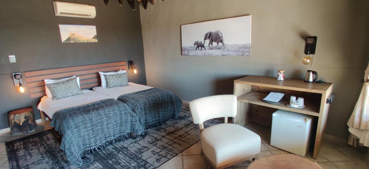Ai Aiba - The Rock Painting Lodge Omaruru Luaran gambar