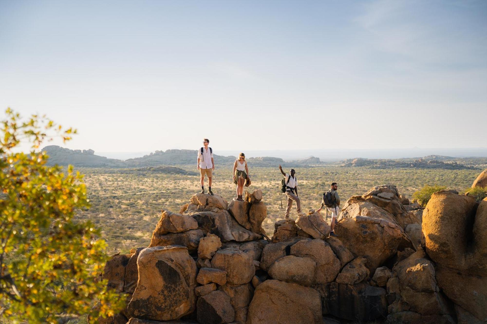 Ai Aiba - The Rock Painting Lodge Omaruru Luaran gambar